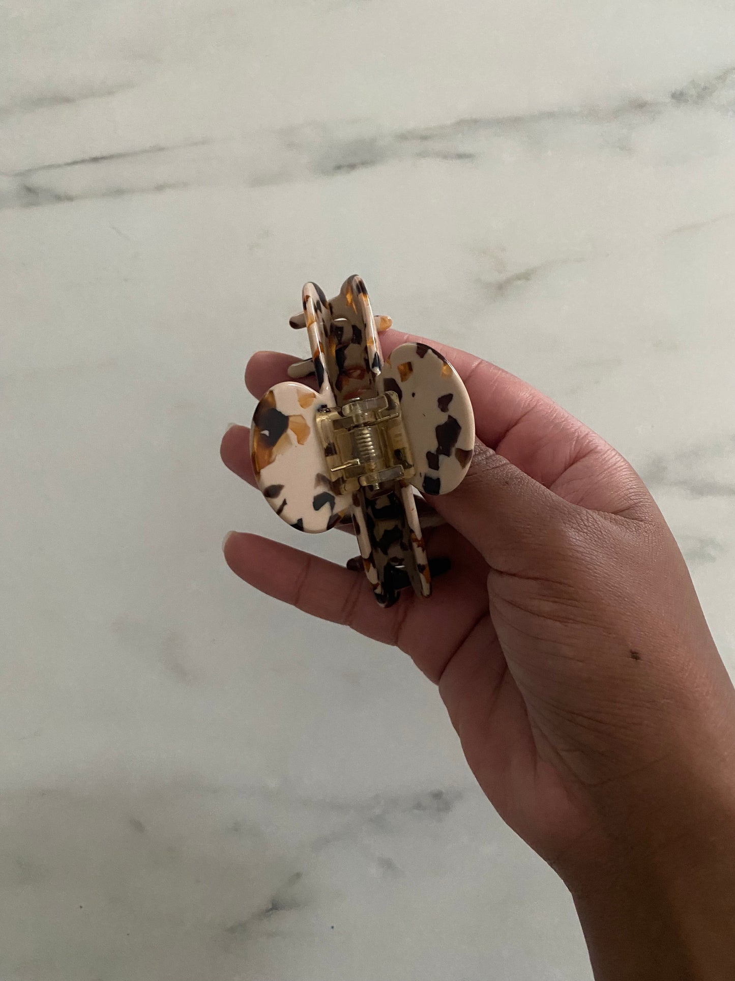 RANA Tortoise Hair Claws